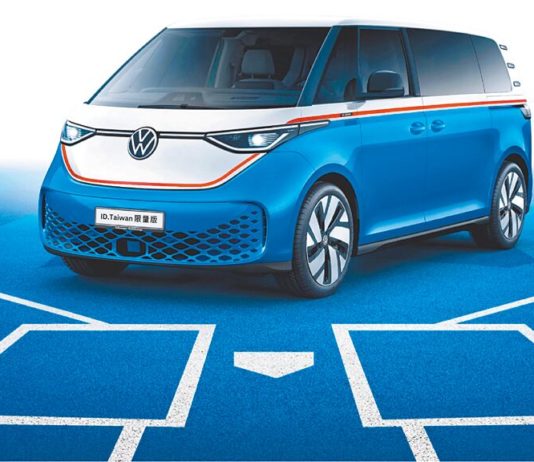 做公益、特色車 車廠並肩中華隊